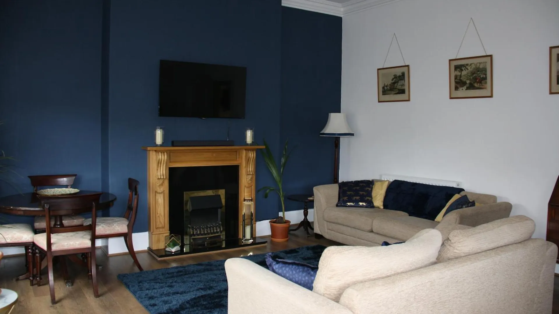 Grosvenor Apartments First Floor Scarborough 0*,