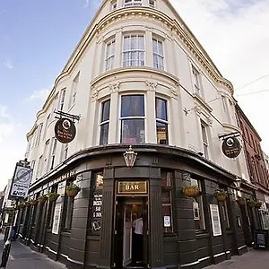 The Dickens Bar & Bed & Breakfast