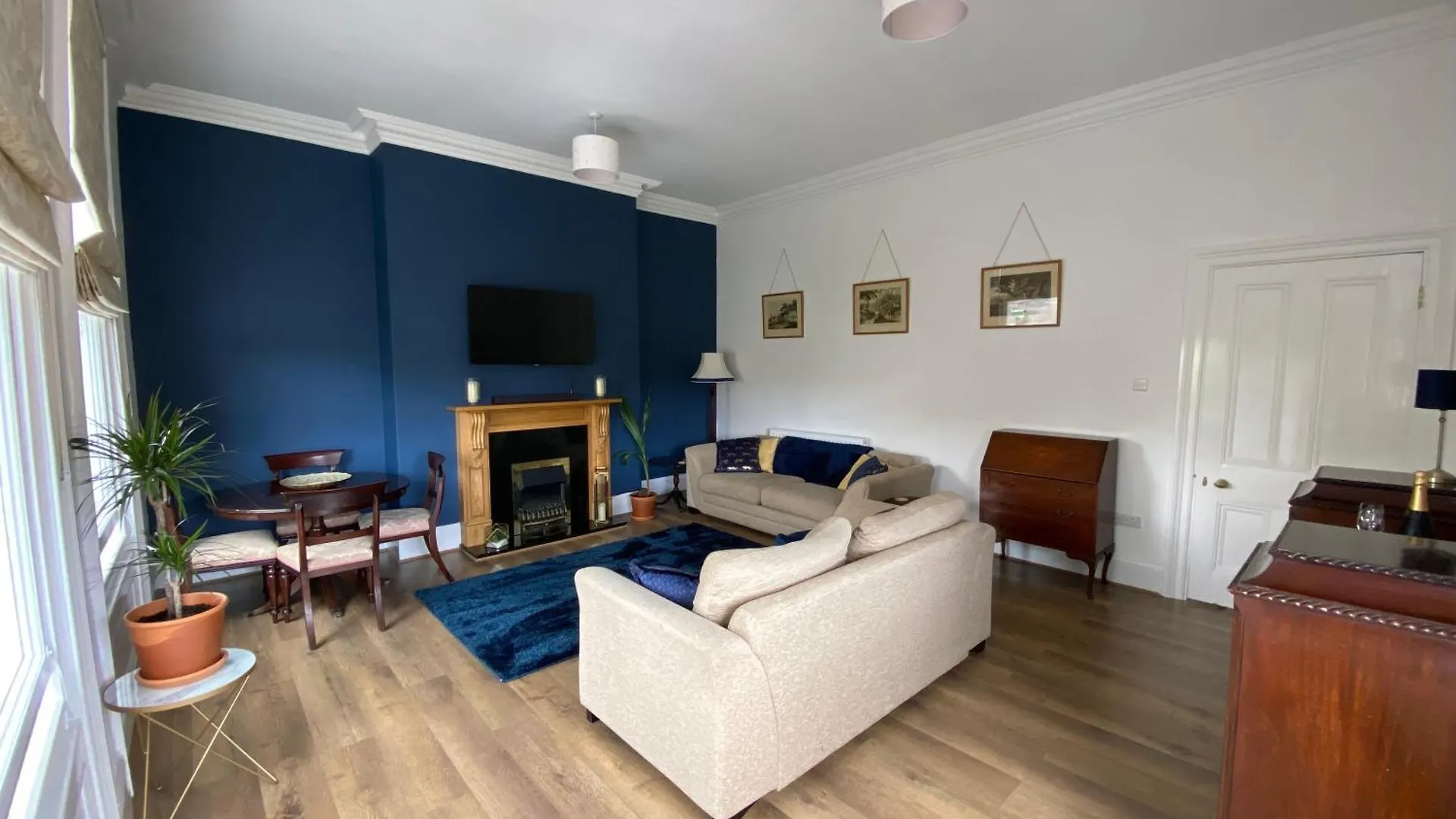 Grosvenor Apartments First Floor Scarborough 0*,